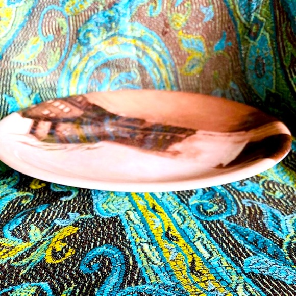 Yellowstone Old Faithful Inn Plate - Picture 4 of 6